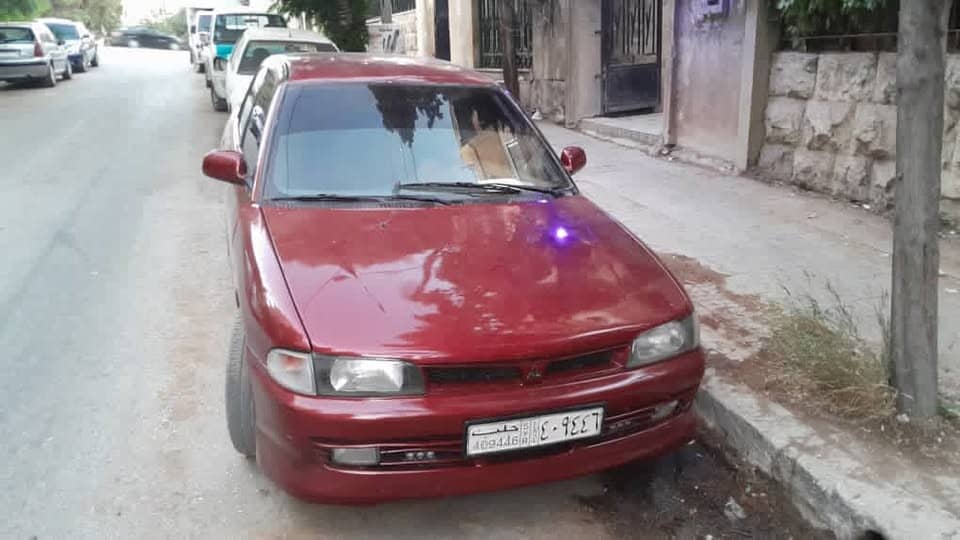 ميتسوبيشي لانسر 1993