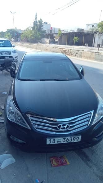 هيونداي أزيرا 2012