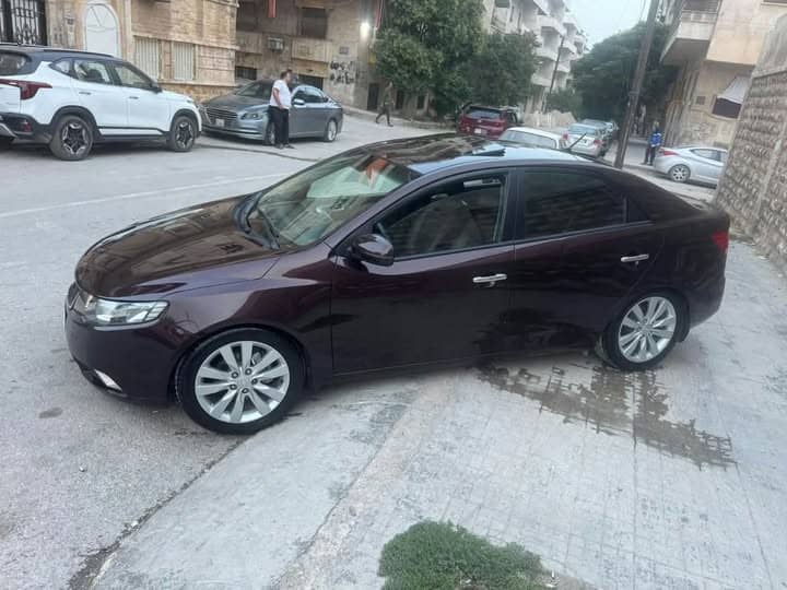 كيا فورتي 2010